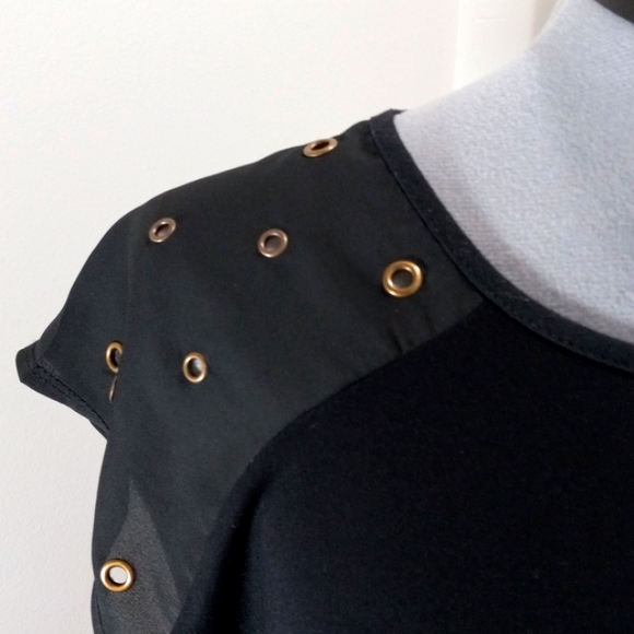 Carol Rose, Size S, Black Top with gold grommets on the shoulder. - Picture 3 of 7